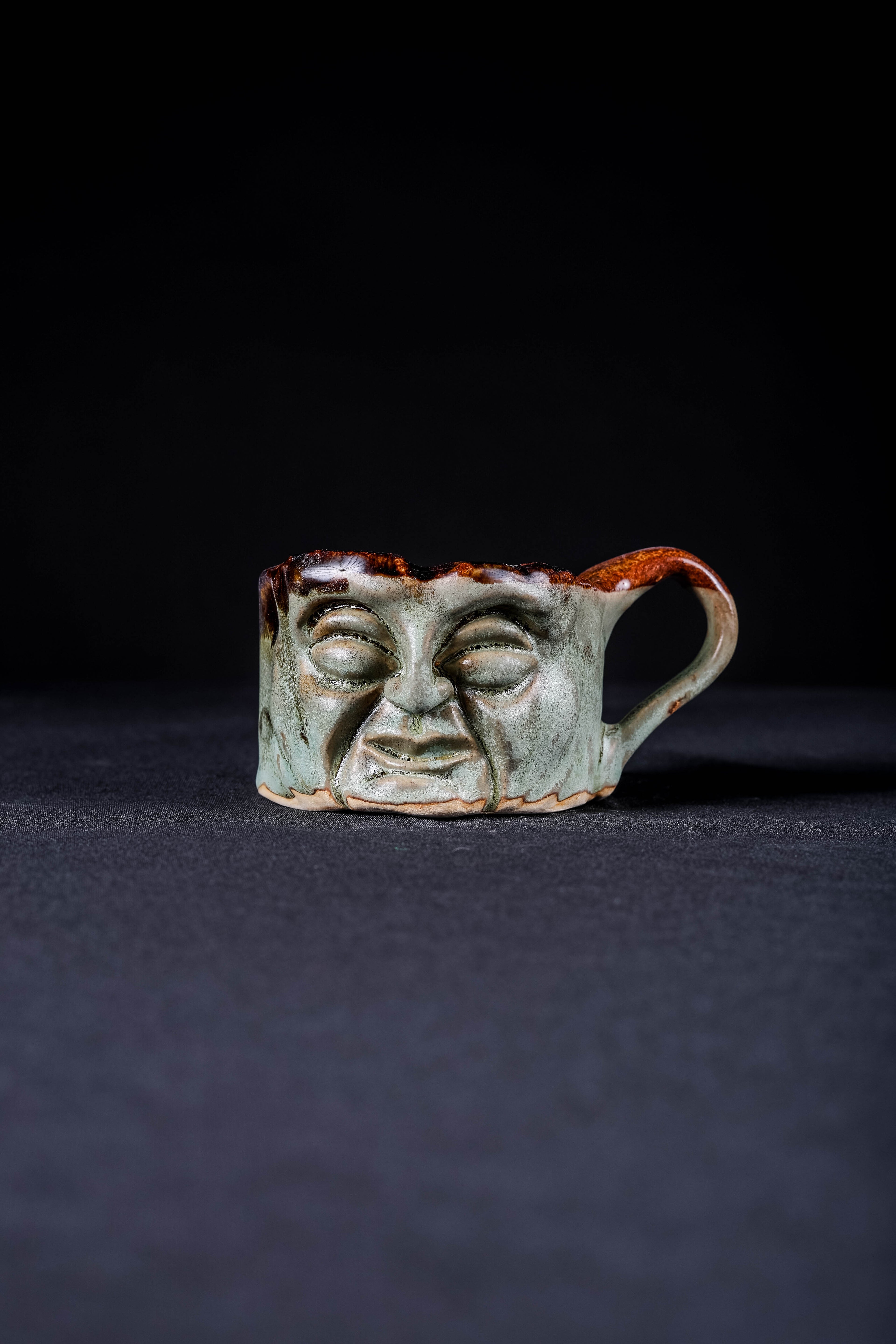 LizardPerson - 1/1 Hand Sculpted Ceramic Mug